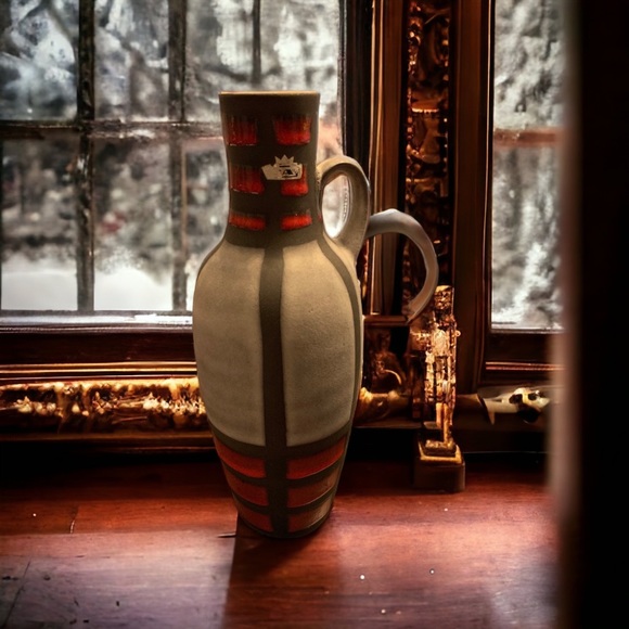 Collector Piece Large Vintage Designer Vase by Bay Keramik 12” Tall 6” wide. - Picture 7 of 8